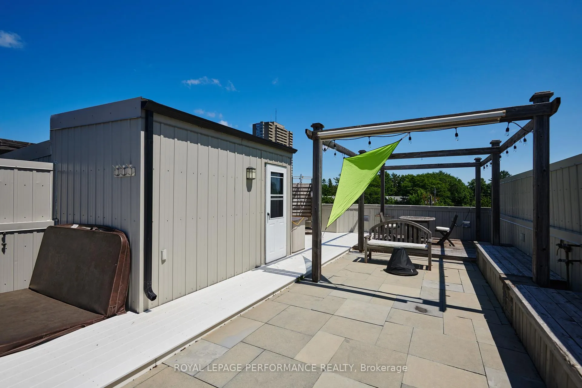 Photo 25 of 805 Kingsmere Avenue, Ottawa, McKellar Heights/Glabar Park — HOMEH