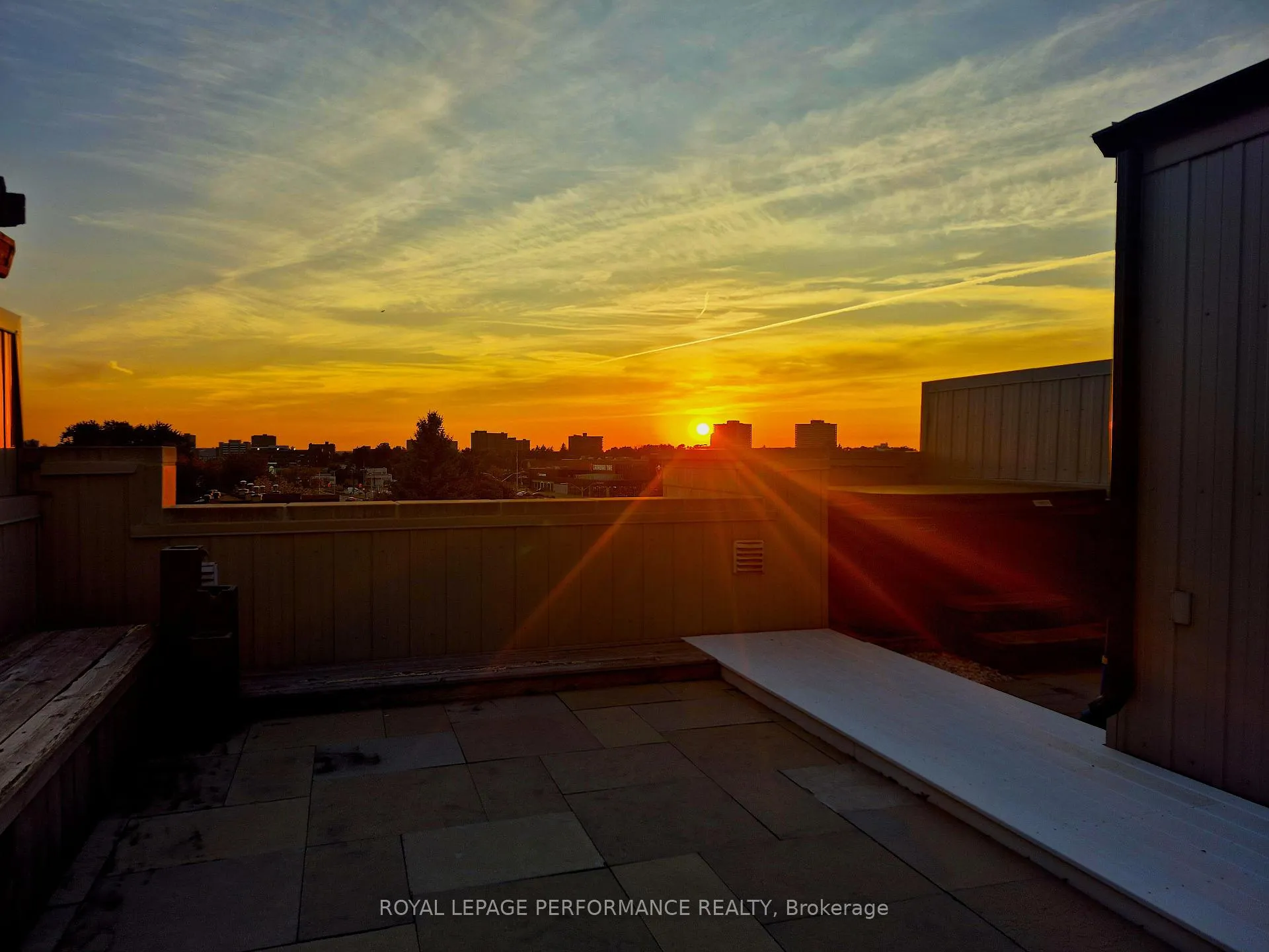Photo 28 of 805 Kingsmere Avenue, Ottawa, McKellar Heights/Glabar Park — HOMEH