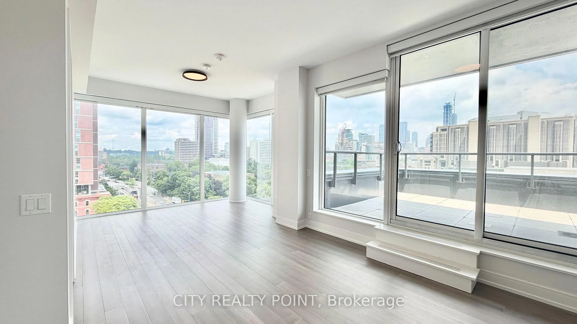 Photo 11 of Unit 1003, 664 Spadina Avenue, Toronto, University — HOMEH