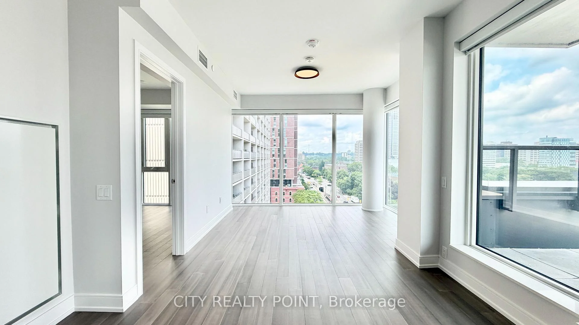 Photo 12 of Unit 1003, 664 Spadina Avenue, Toronto, University — HOMEH