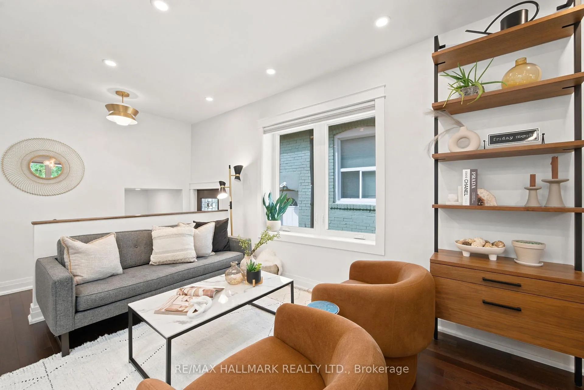 Photo 11 of 69 Gatwick Avenue, Toronto, Woodbine-Lumsden — HOMEH