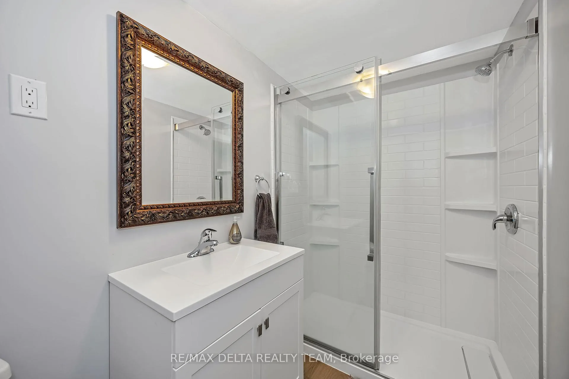 Photo 26 of 115 Meadowlands Drive W, Ottawa, Meadowlands/St. Claire Gardens — HOMEH