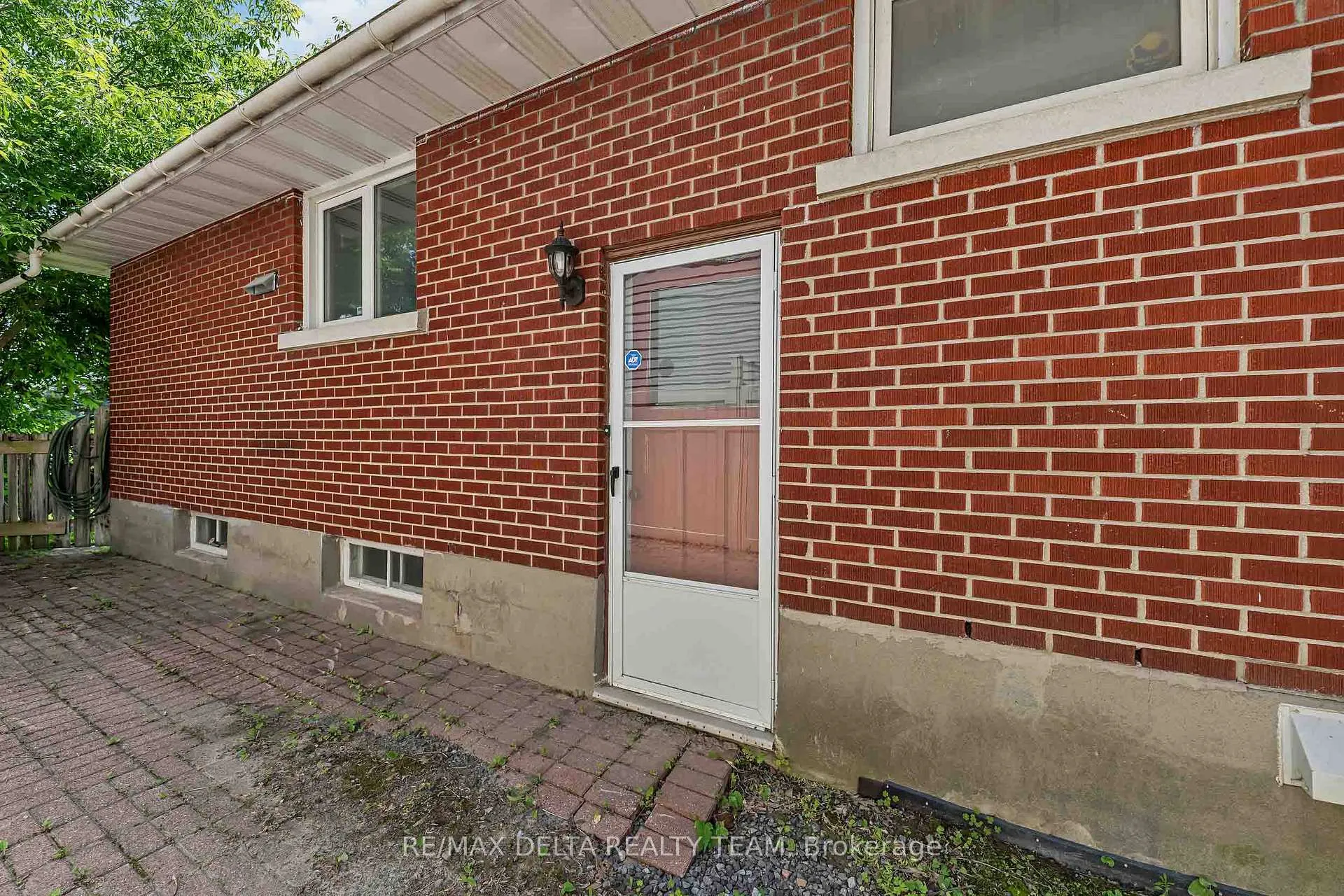 Photo 27 of 115 Meadowlands Drive W, Ottawa, Meadowlands/St. Claire Gardens — HOMEH
