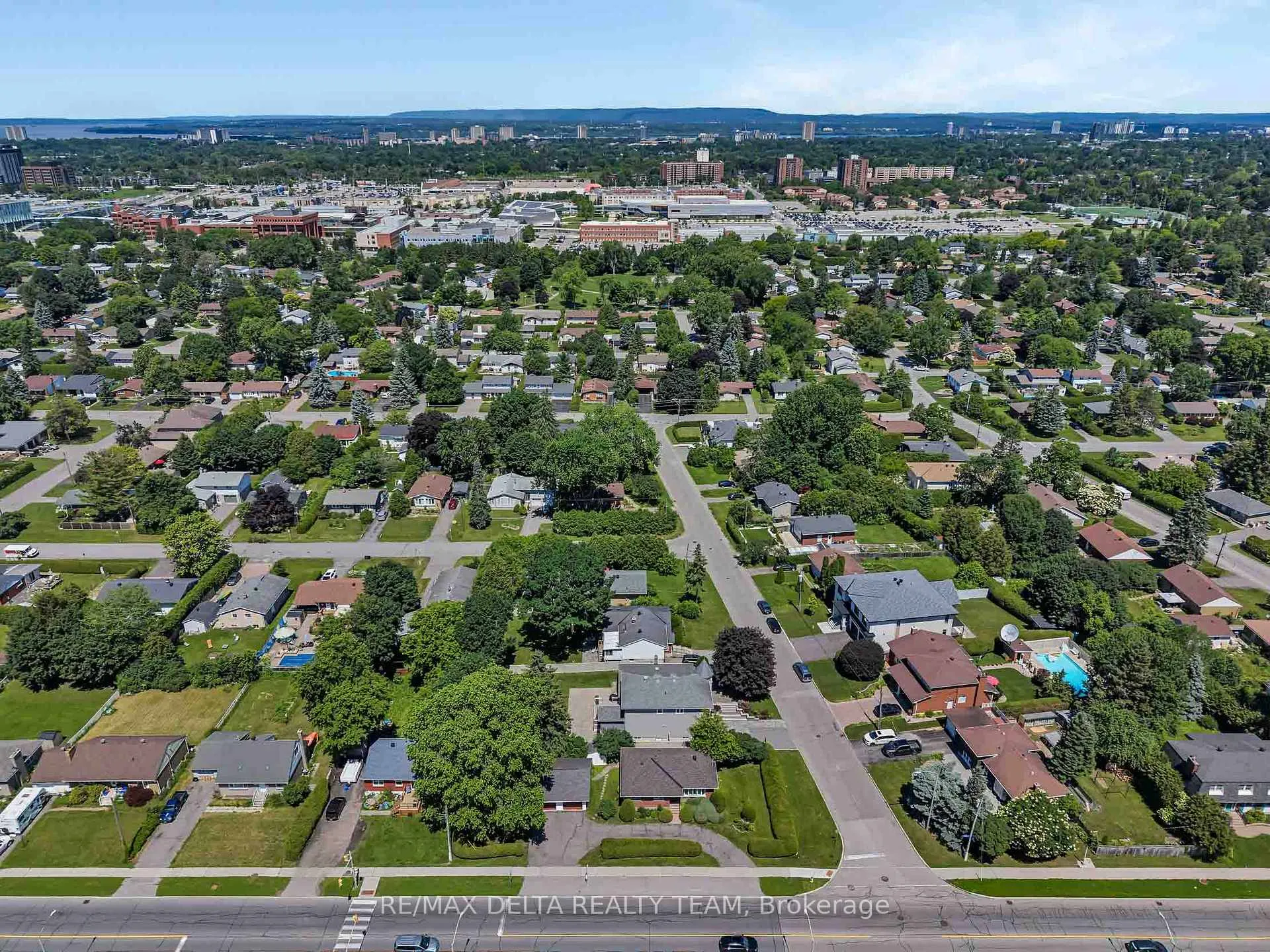 Photo 34 of 115 Meadowlands Drive W, Ottawa, Meadowlands/St. Claire Gardens — HOMEH