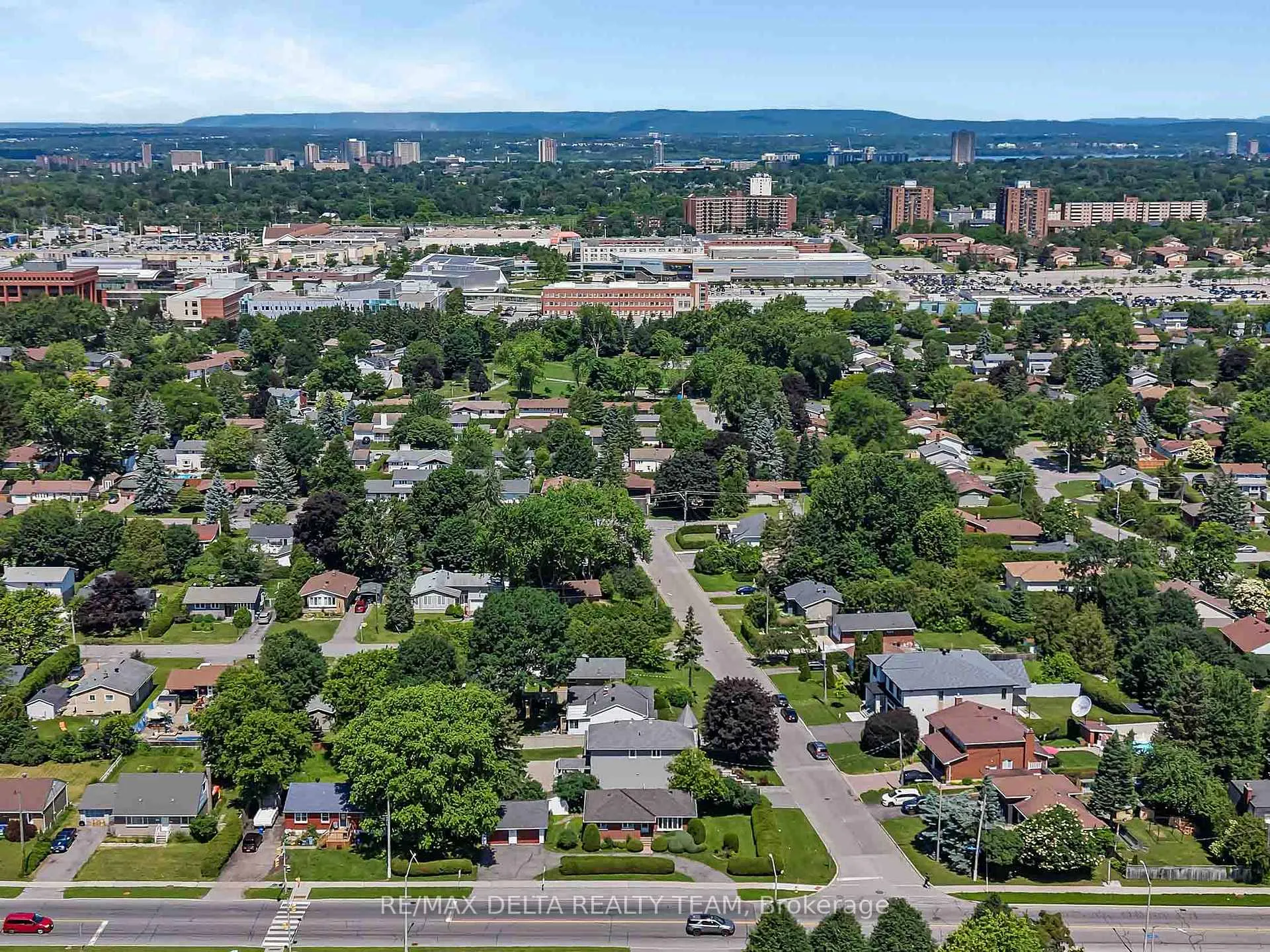 Photo 35 of 115 Meadowlands Drive W, Ottawa, Meadowlands/St. Claire Gardens — HOMEH