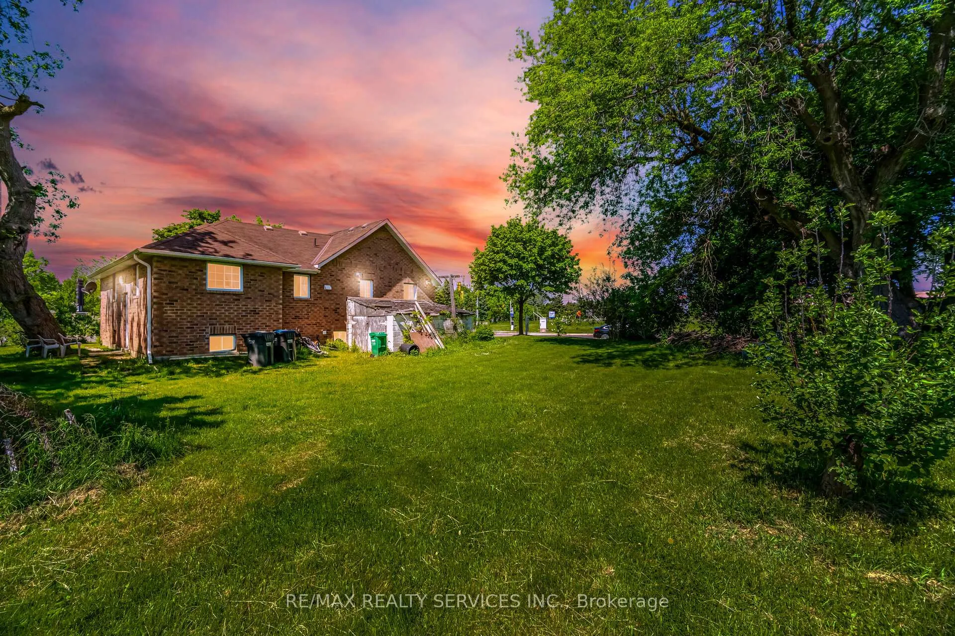 Photo 9 of 44 Mclaughlin Road S, Brampton, Brampton South — HOMEH