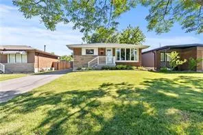 Photo 2 of 27 Bobolink Road, Hamilton, Bruleville — HOMEH