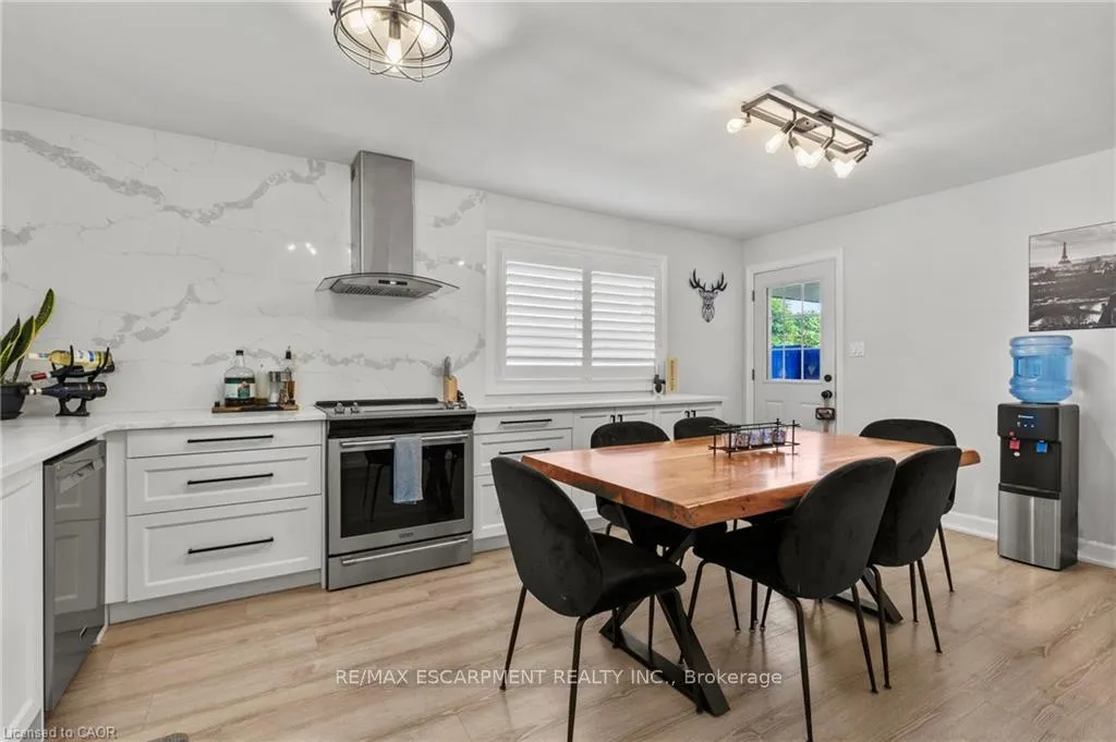 Photo 10 of 27 Bobolink Road, Hamilton, Bruleville — HOMEH