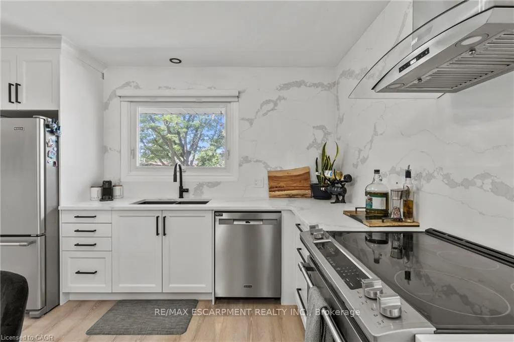 Photo 11 of 27 Bobolink Road, Hamilton, Bruleville — HOMEH