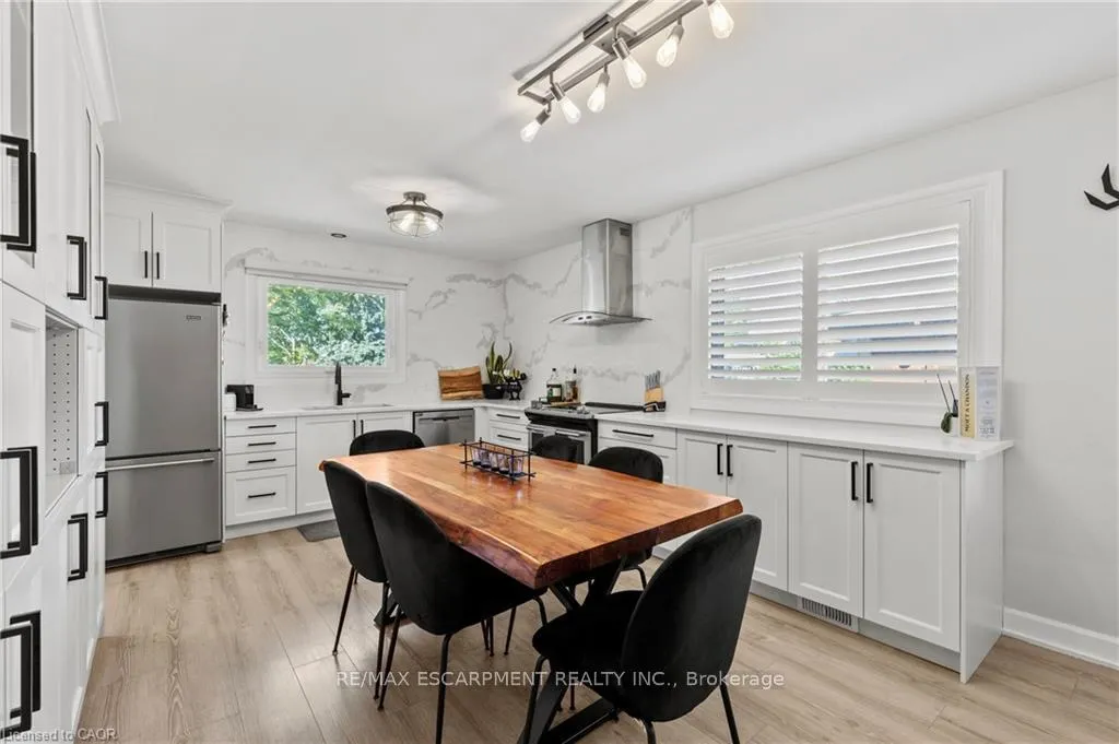 Photo 13 of 27 Bobolink Road, Hamilton, Bruleville — HOMEH