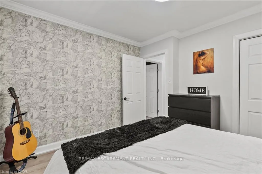 Photo 23 of 27 Bobolink Road, Hamilton, Bruleville — HOMEH