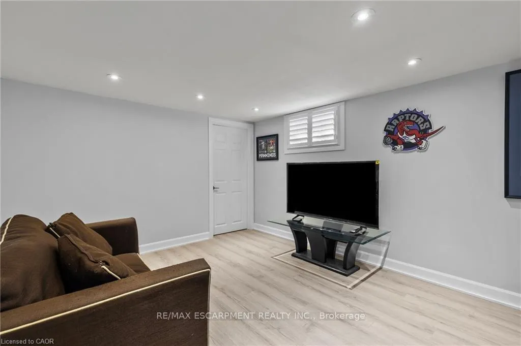 Photo 31 of 27 Bobolink Road, Hamilton, Bruleville — HOMEH