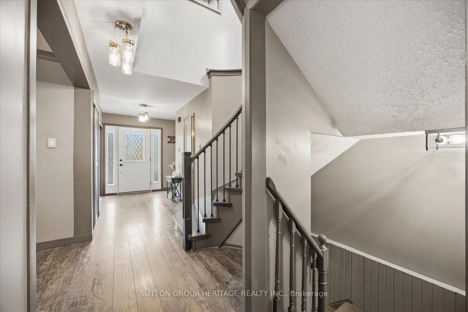 Photo 5 of 1509 Woodruff Crescent, Pickering, Amberlea — HOMEH