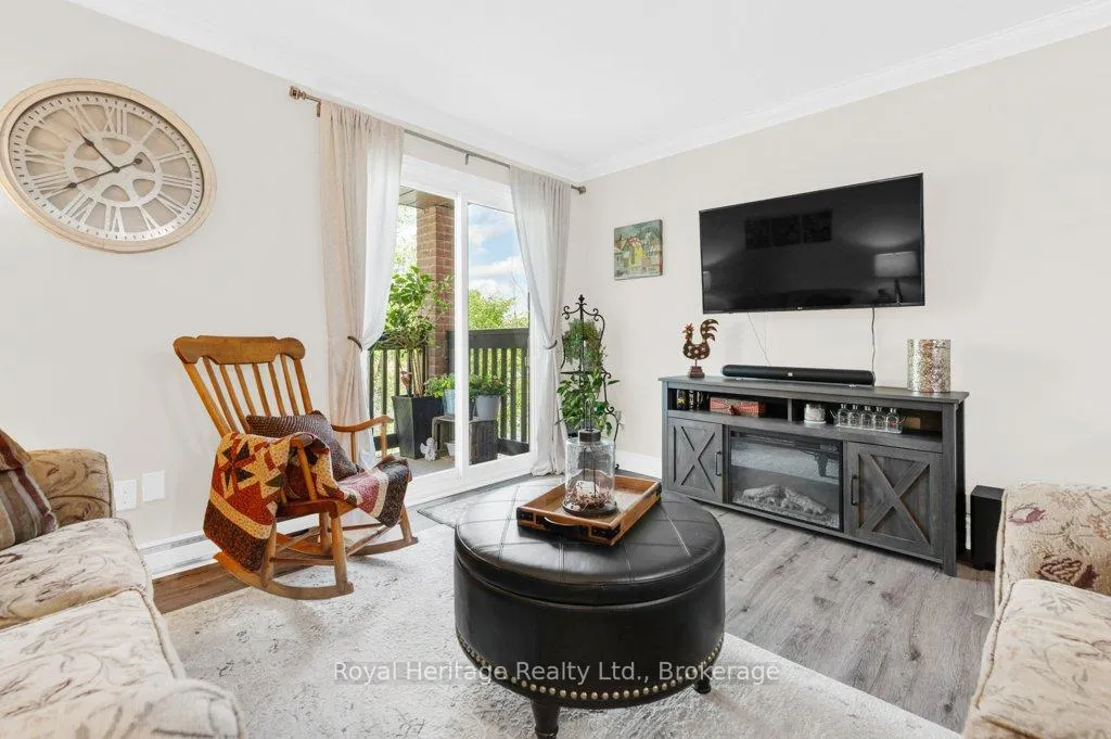 Photo 18 of Unit 203, 9 Centre Street, Greater Napanee, Greater Napanee — HOMEH