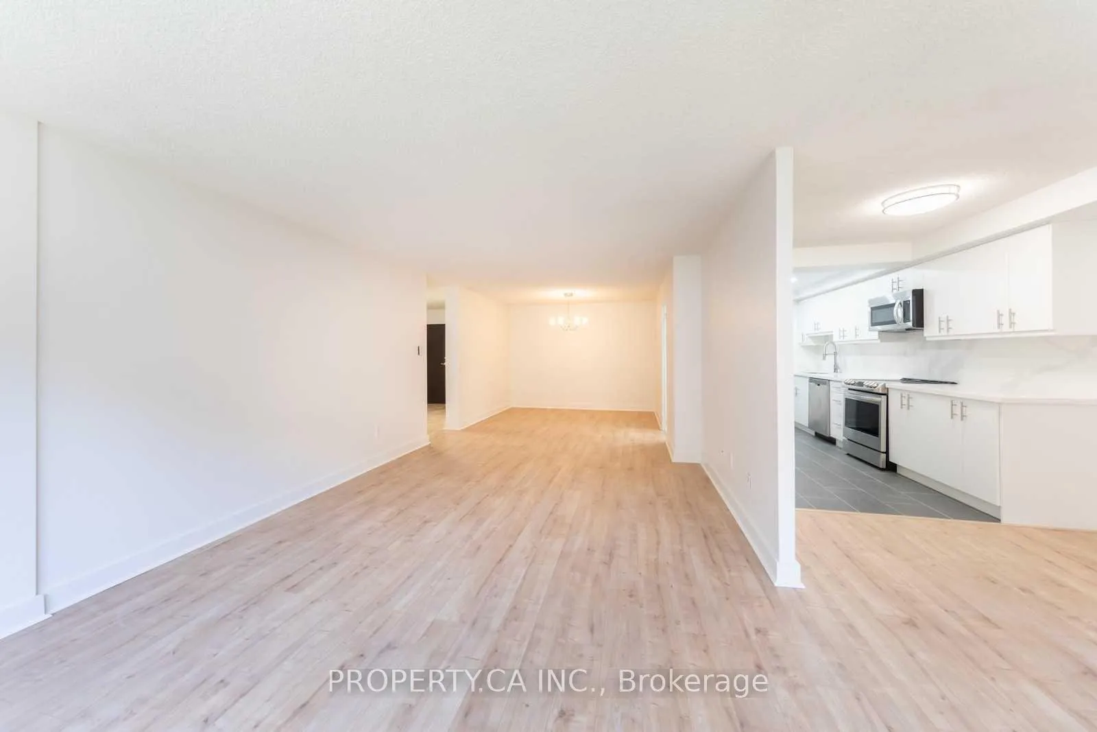 Photo 7 of Unit 705A, 280 Simcoe Street, Toronto, Kensington-Chinatown — HOMEH