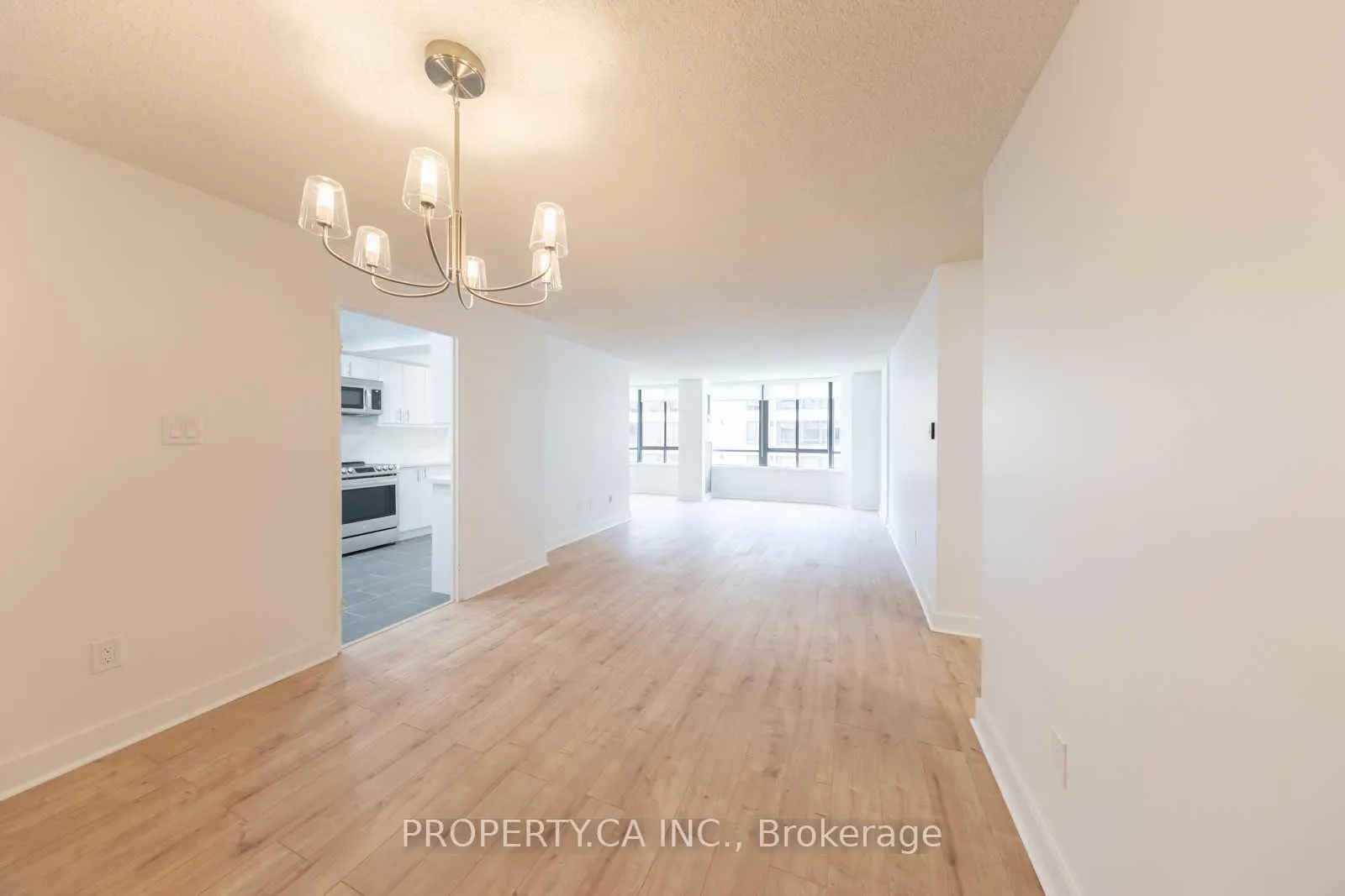 Photo 12 of Unit 705A, 280 Simcoe Street, Toronto, Kensington-Chinatown — HOMEH
