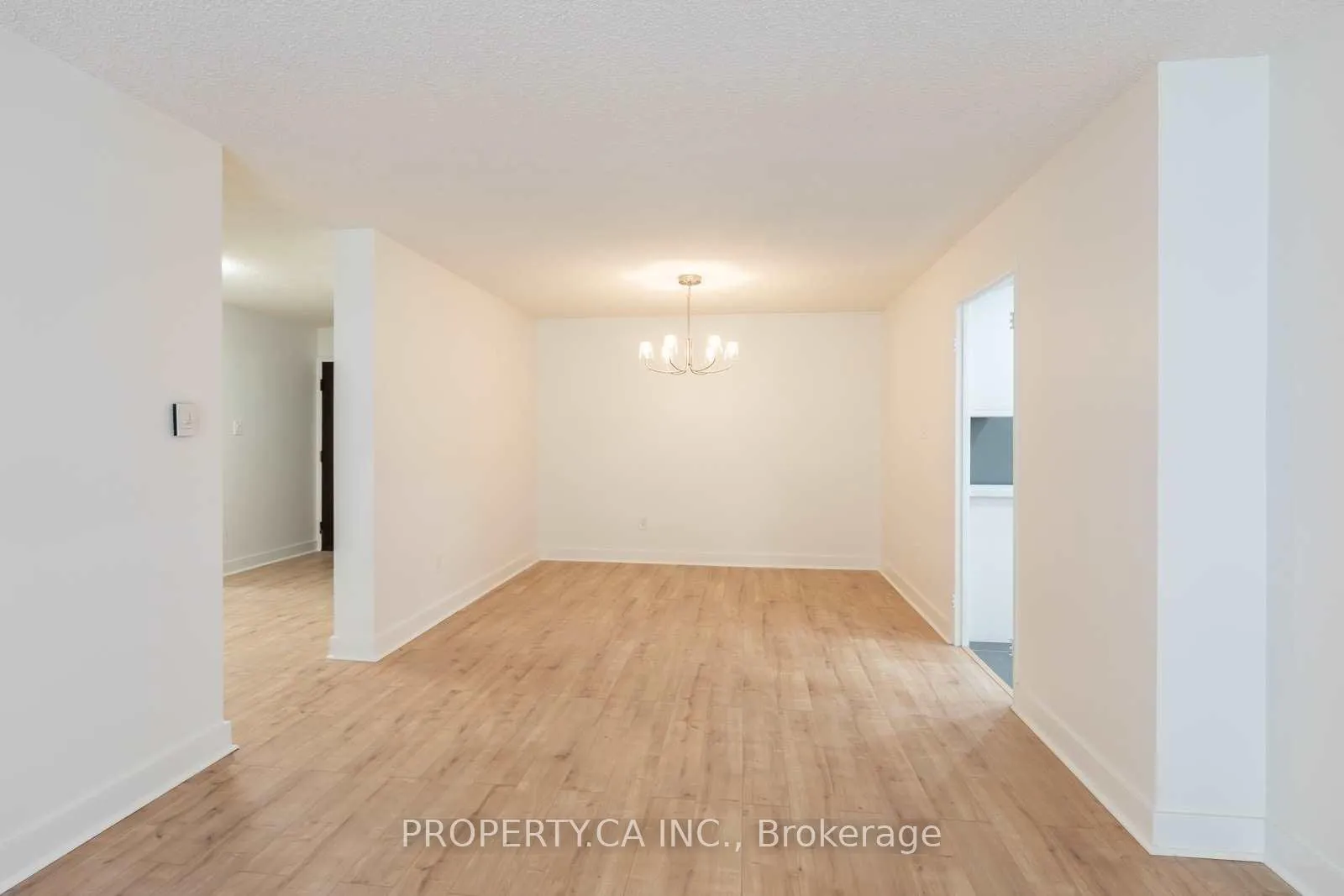 Photo 13 of Unit 705A, 280 Simcoe Street, Toronto, Kensington-Chinatown — HOMEH