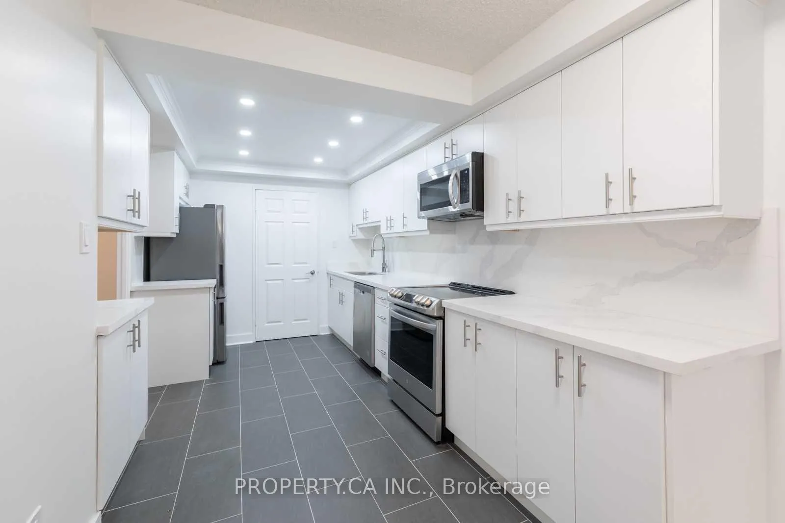 Photo 14 of Unit 705A, 280 Simcoe Street, Toronto, Kensington-Chinatown — HOMEH