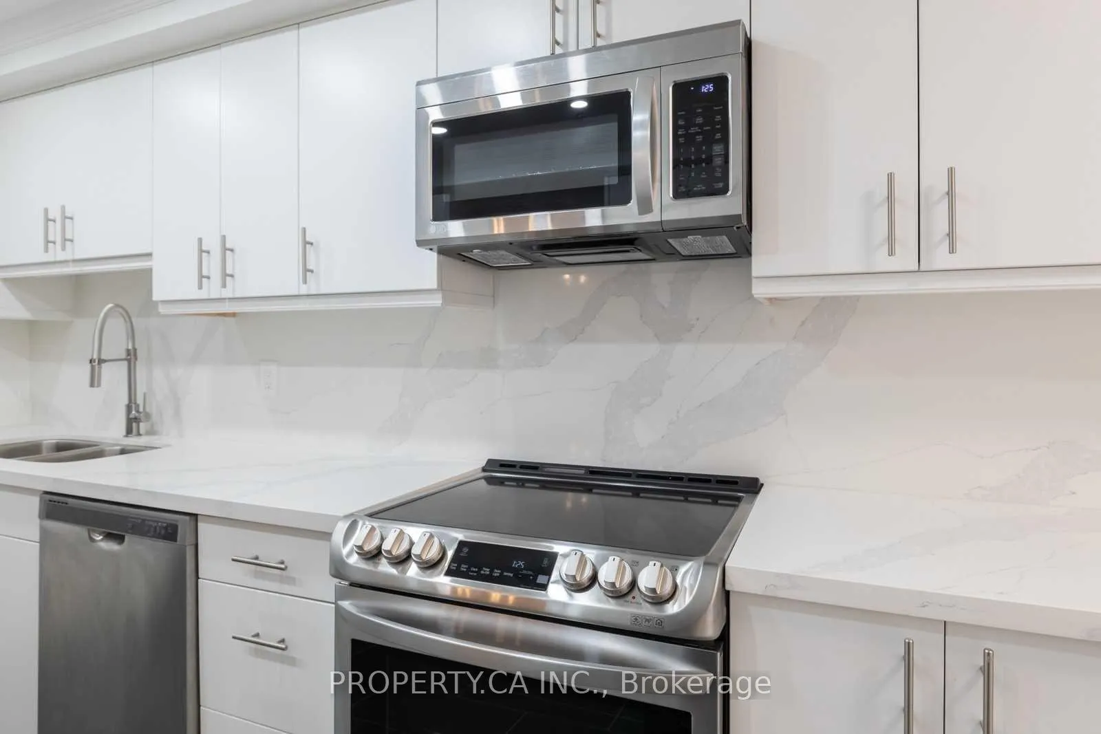 Photo 15 of Unit 705A, 280 Simcoe Street, Toronto, Kensington-Chinatown — HOMEH