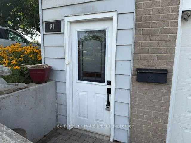 Photo 9 of 91 Burbank Crescent, Orangeville — HOMEH