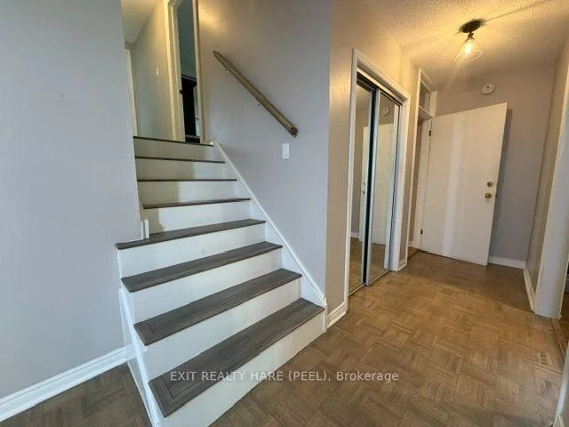Photo 17 of 91 Burbank Crescent, Orangeville — HOMEH