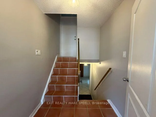 Photo 30 of 91 Burbank Crescent, Orangeville — HOMEH
