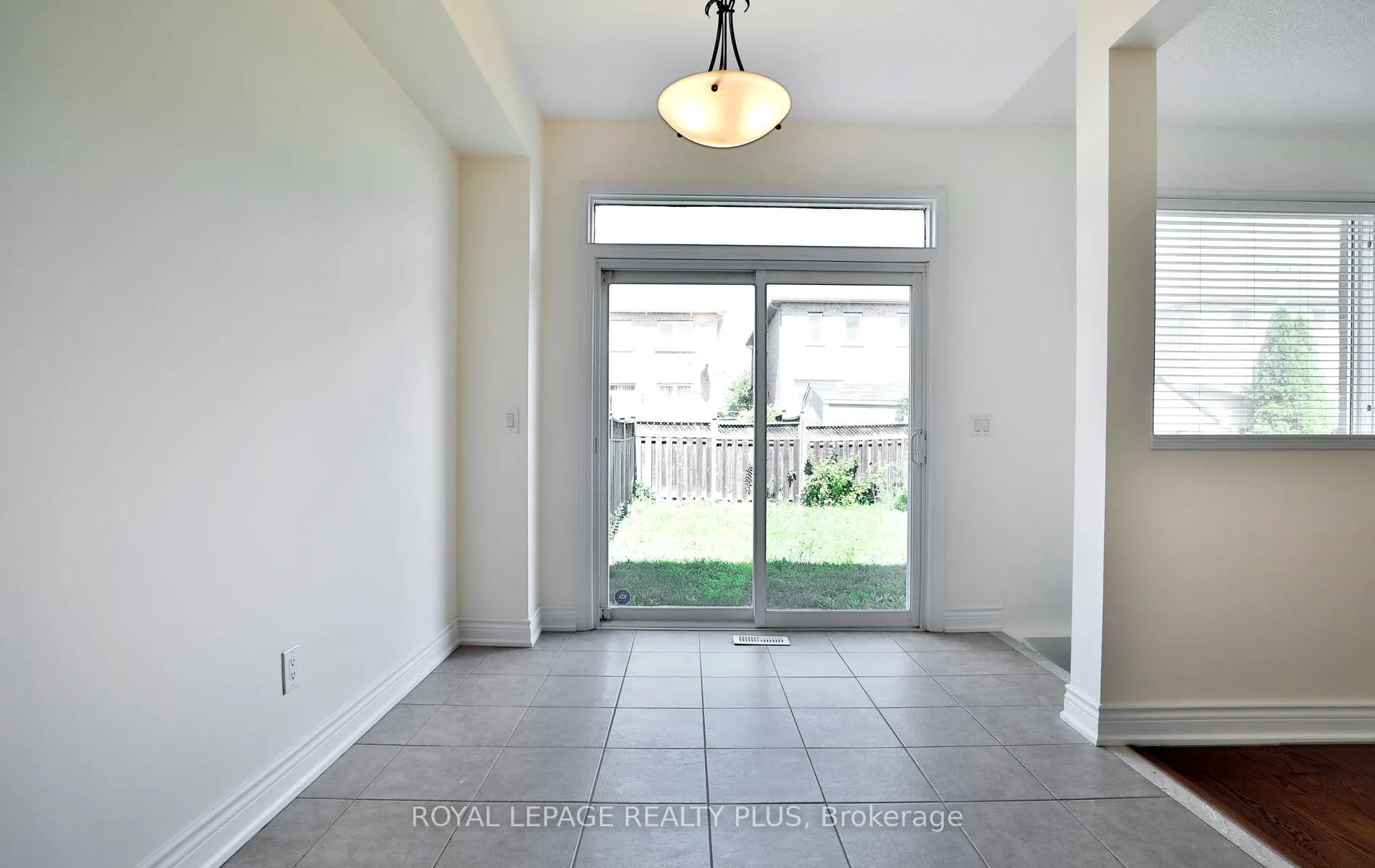 Photo 14 of 3877 Stardust Drive, Mississauga, Churchill Meadows — HOMEH