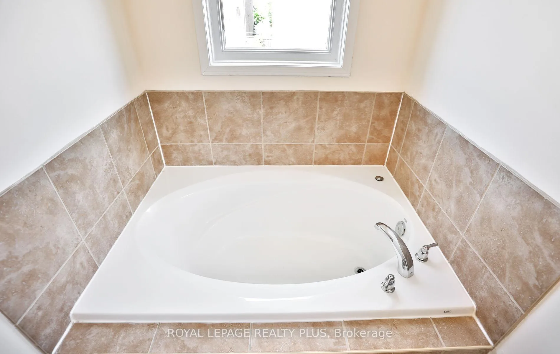 Photo 21 of 3877 Stardust Drive, Mississauga, Churchill Meadows — HOMEH