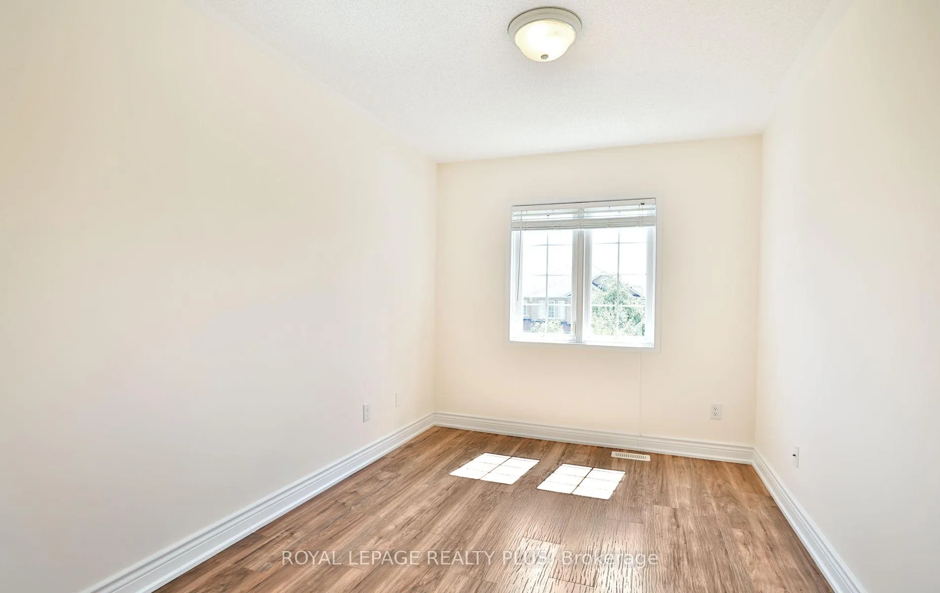 Photo 23 of 3877 Stardust Drive, Mississauga, Churchill Meadows — HOMEH