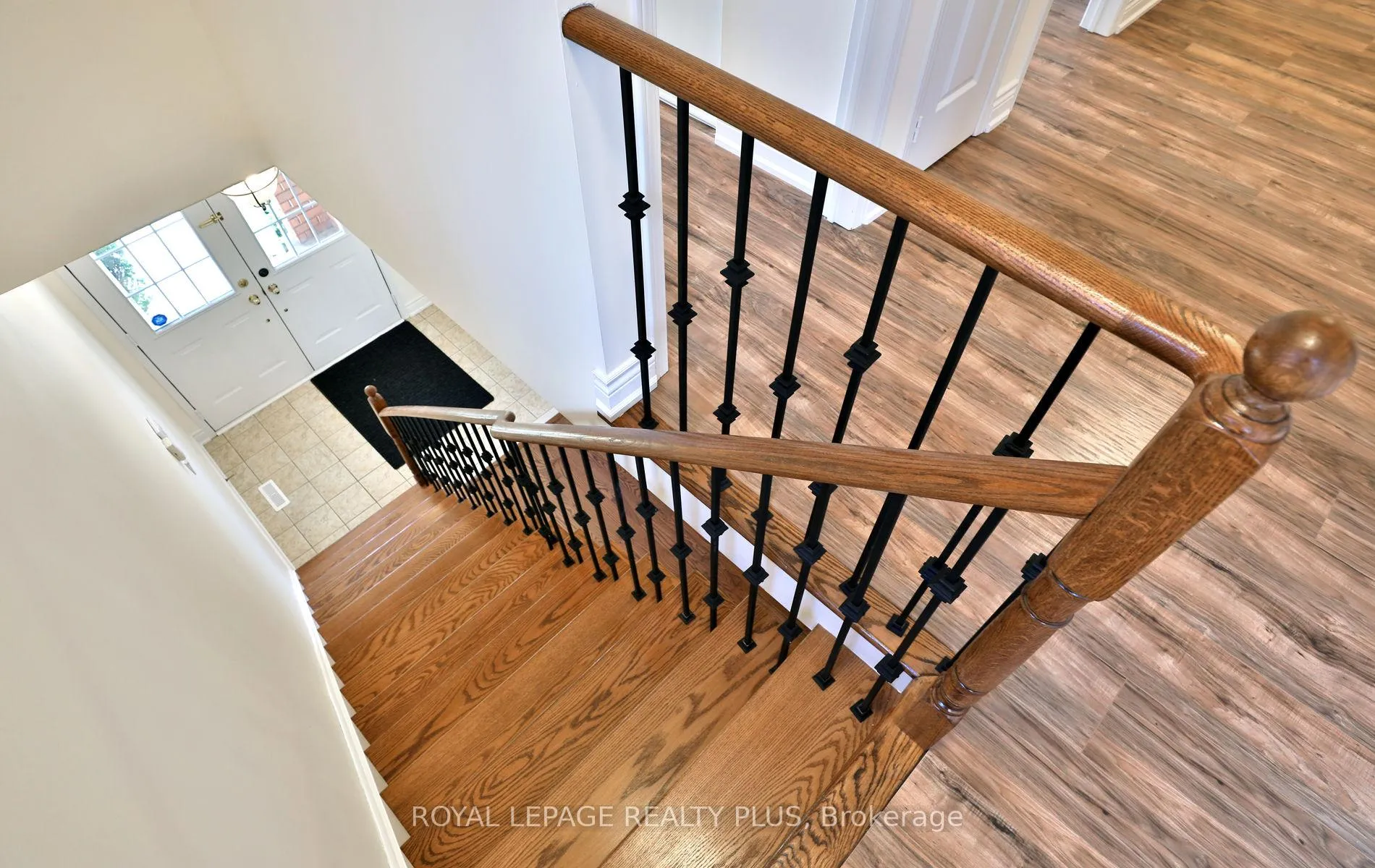 Photo 28 of 3877 Stardust Drive, Mississauga, Churchill Meadows — HOMEH