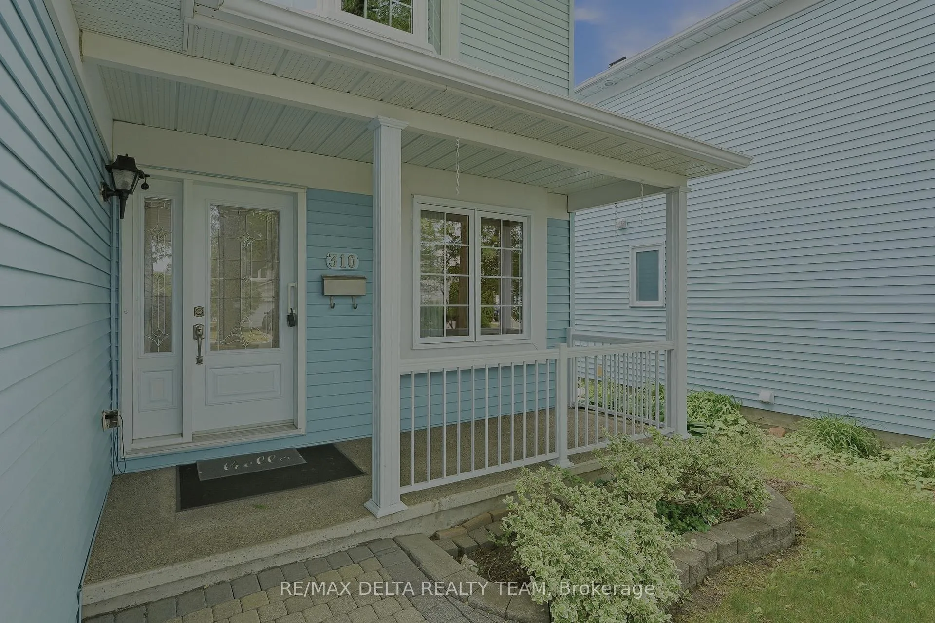 Photo 2 of 310 Mceachern Crescent, Ottawa, Bilberry Creek/Queenswood Heights — HOMEH