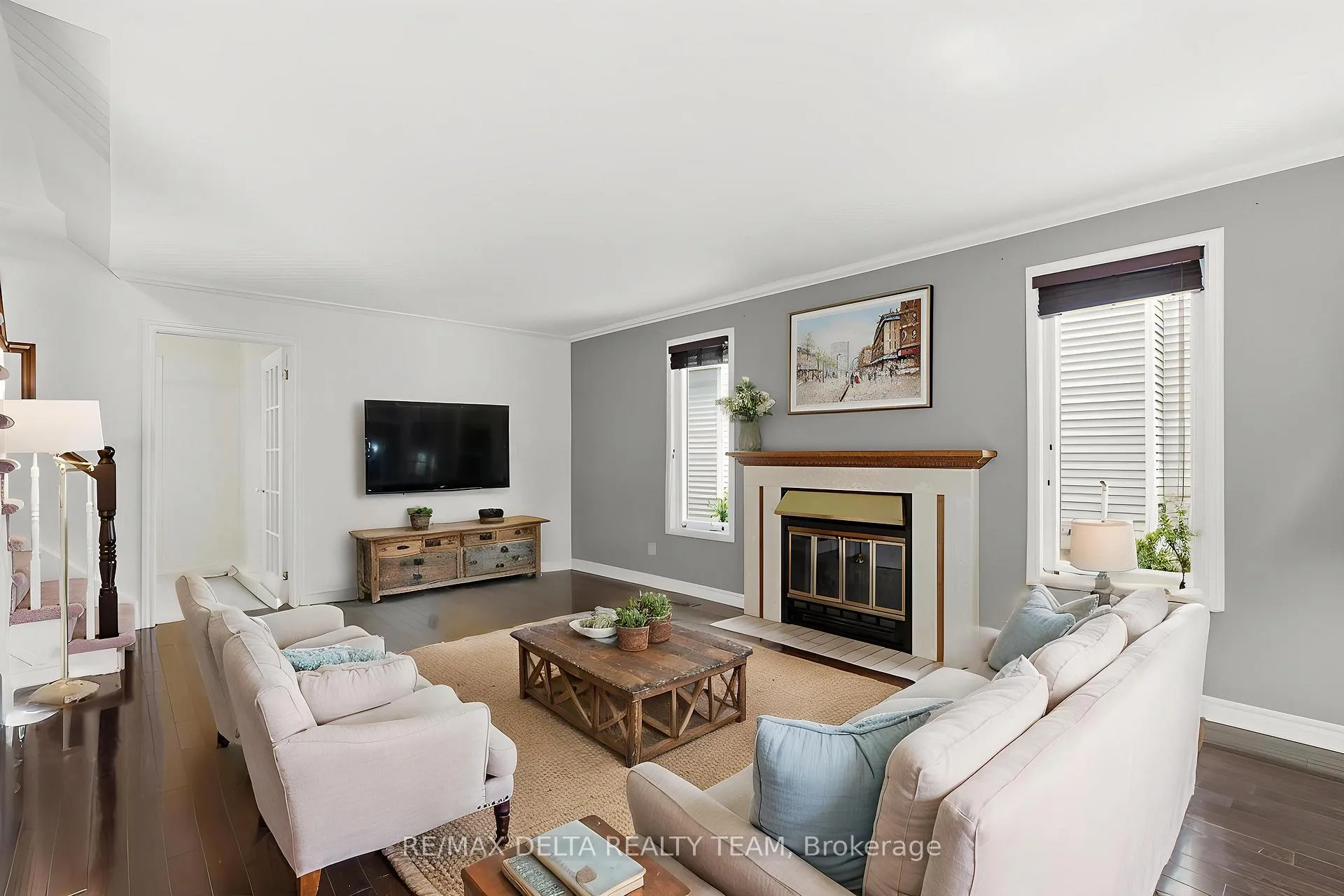 Photo 17 of 310 Mceachern Crescent, Ottawa, Bilberry Creek/Queenswood Heights — HOMEH