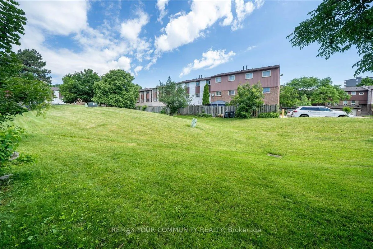 Photo 31 of Unit 126, 1221 Dundix Road, Mississauga, Applewood — HOMEH