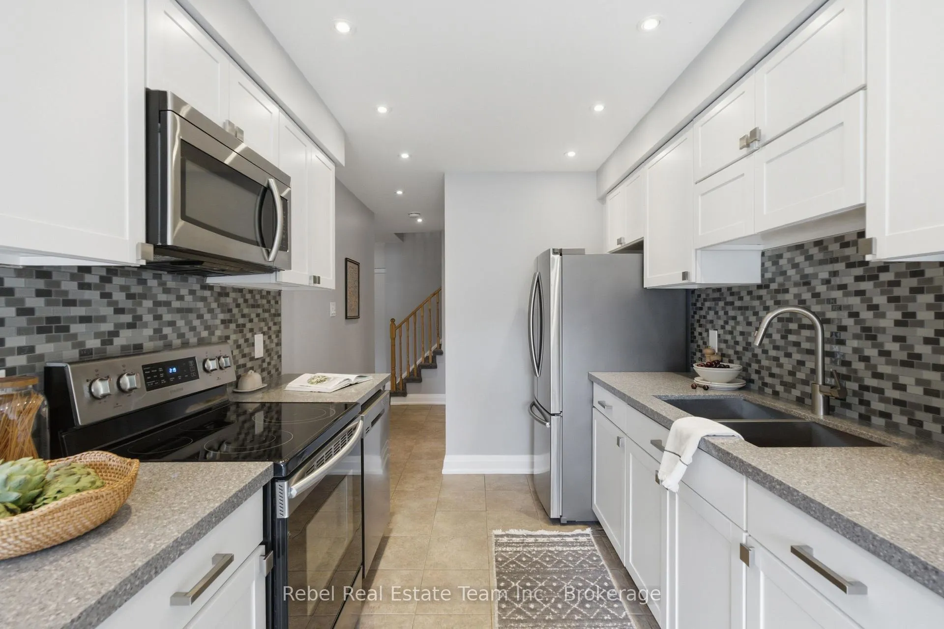 Photo 16 of 110 Vail Meadows Crescent, Clarington, Bowmanville — HOMEH