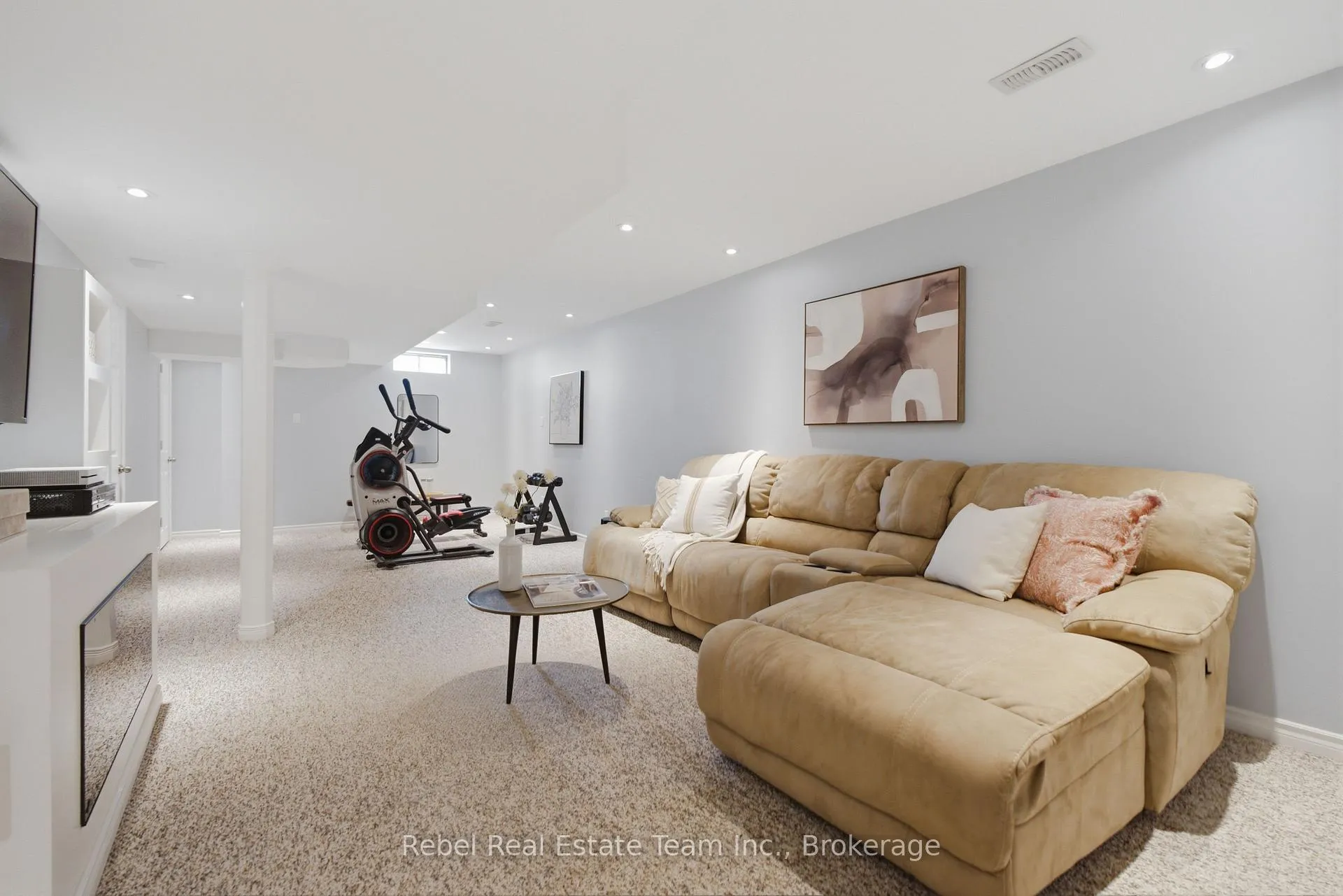 Photo 31 of 110 Vail Meadows Crescent, Clarington, Bowmanville — HOMEH