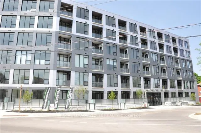 Front of Unit 116, 690 King Street W