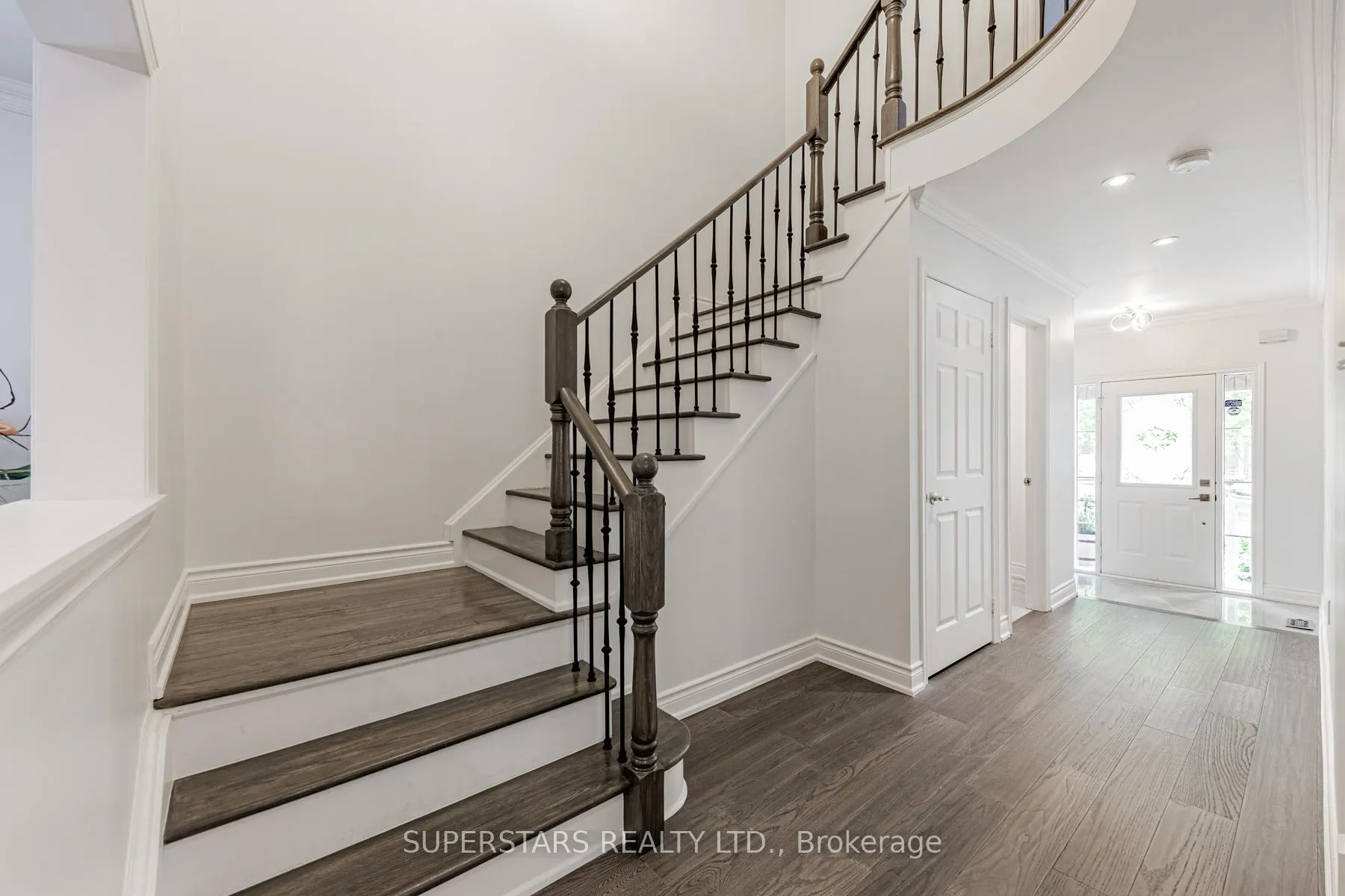 Photo 12 of 71 Landsdown Crescent, Markham, Wismer — HOMEH