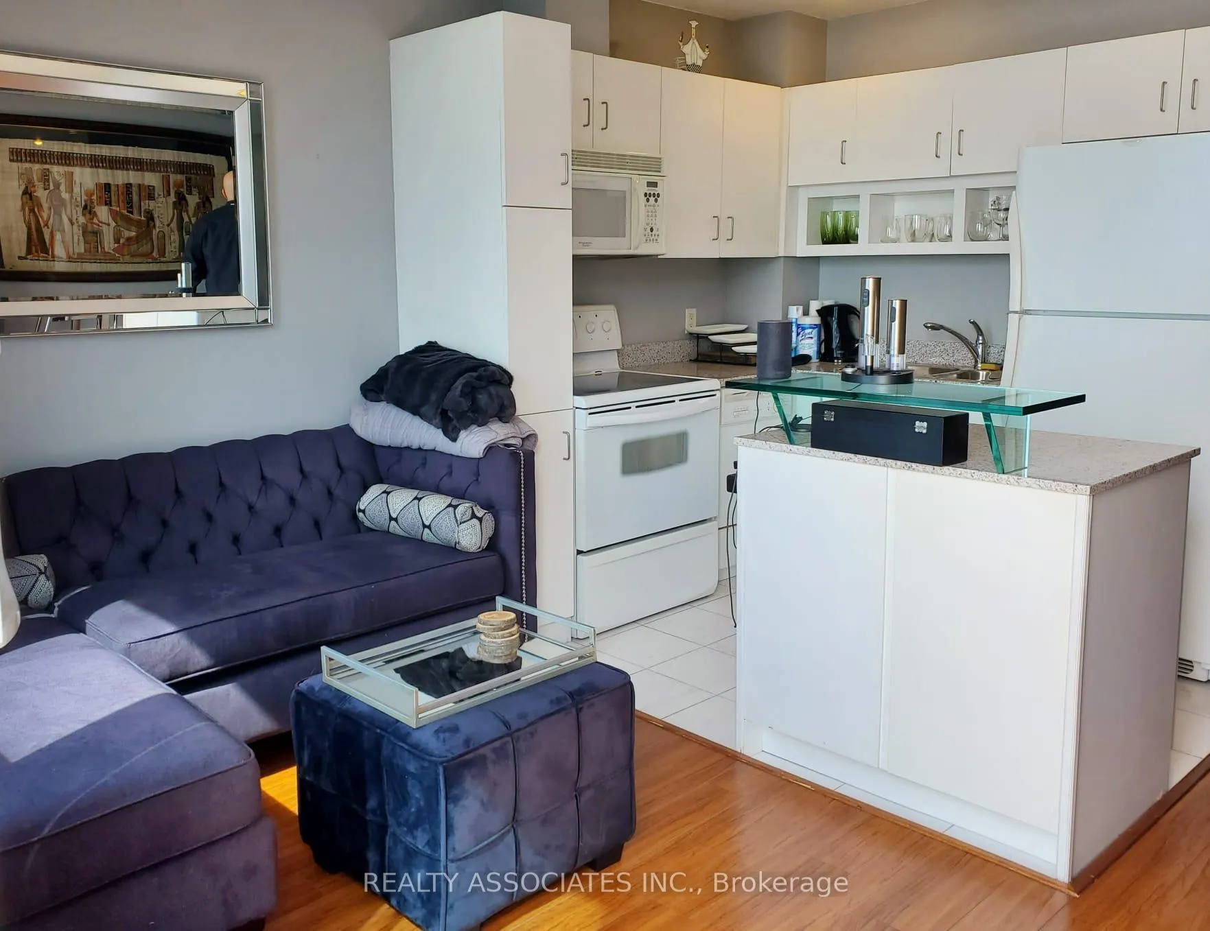 Photo 6 of Unit 2708, 8 York` Street, Toronto, Waterfront Communities — HOMEH