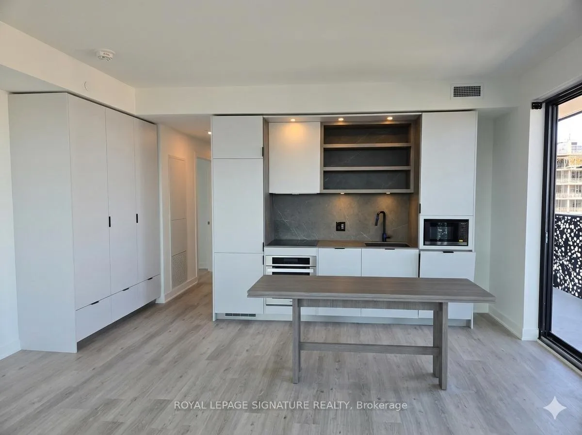 Photo 9 of Unit 4002, 55 Charles Street E, Toronto, Church-Yonge Corridor — HOMEH