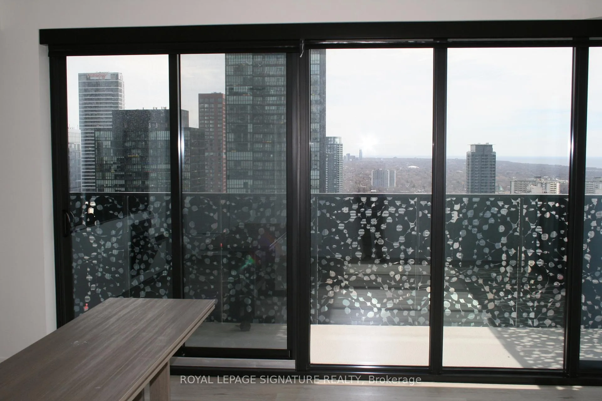 Photo 15 of Unit 4002, 55 Charles Street E, Toronto, Church-Yonge Corridor — HOMEH