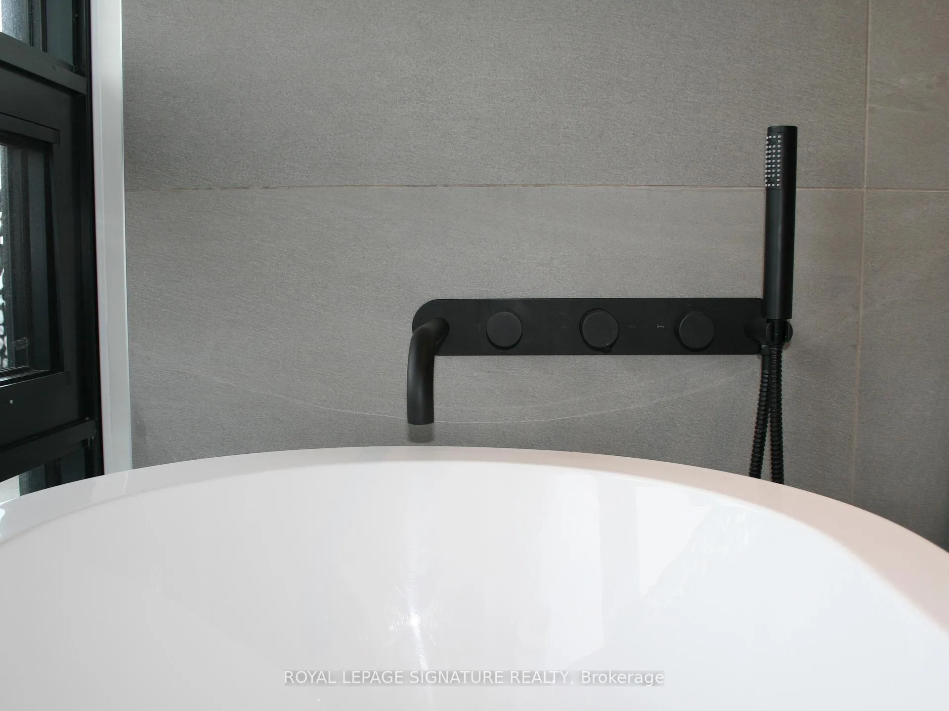 Photo 25 of Unit 4002, 55 Charles Street E, Toronto, Church-Yonge Corridor — HOMEH