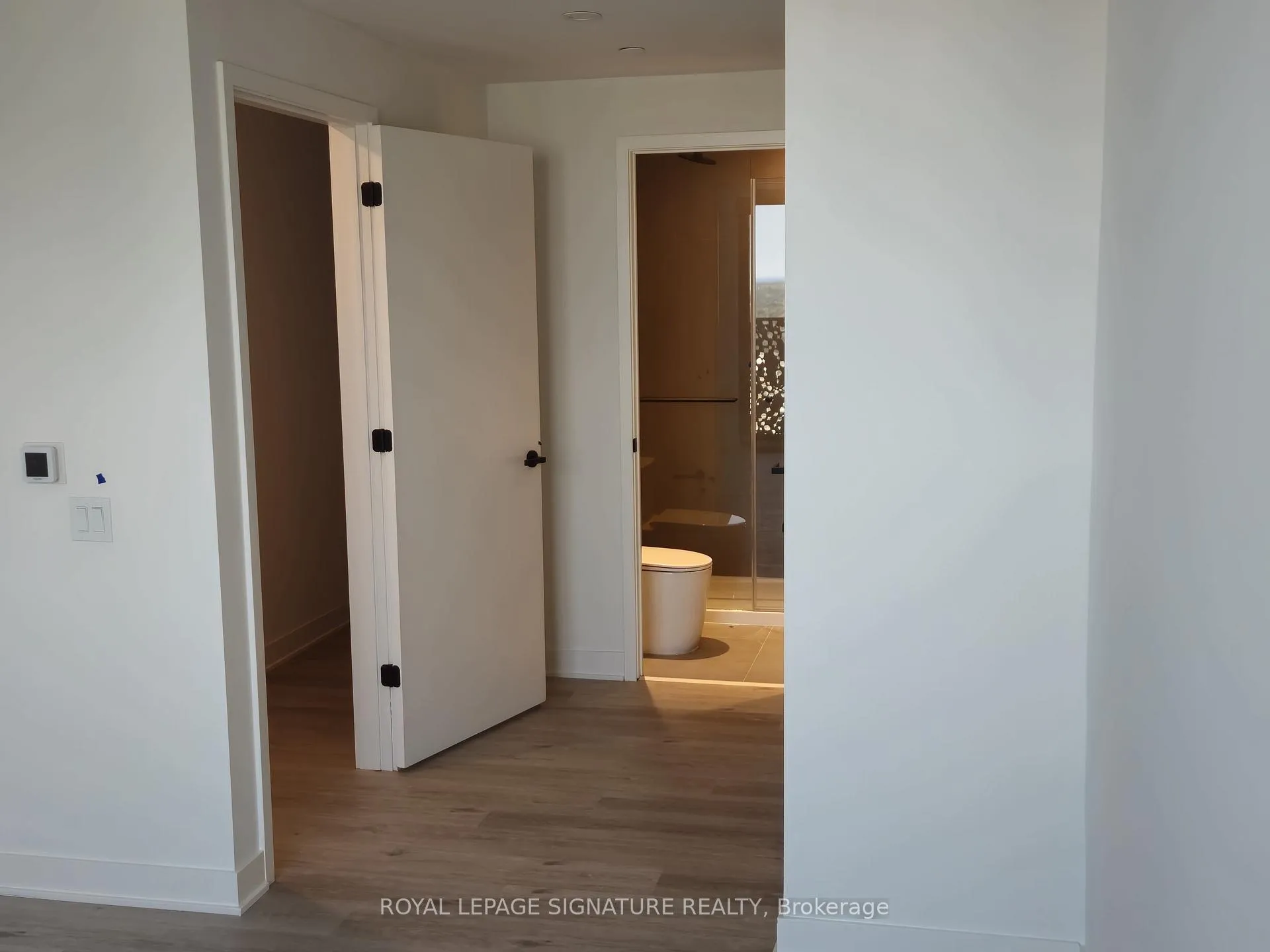 Photo 27 of Unit 4002, 55 Charles Street E, Toronto, Church-Yonge Corridor — HOMEH