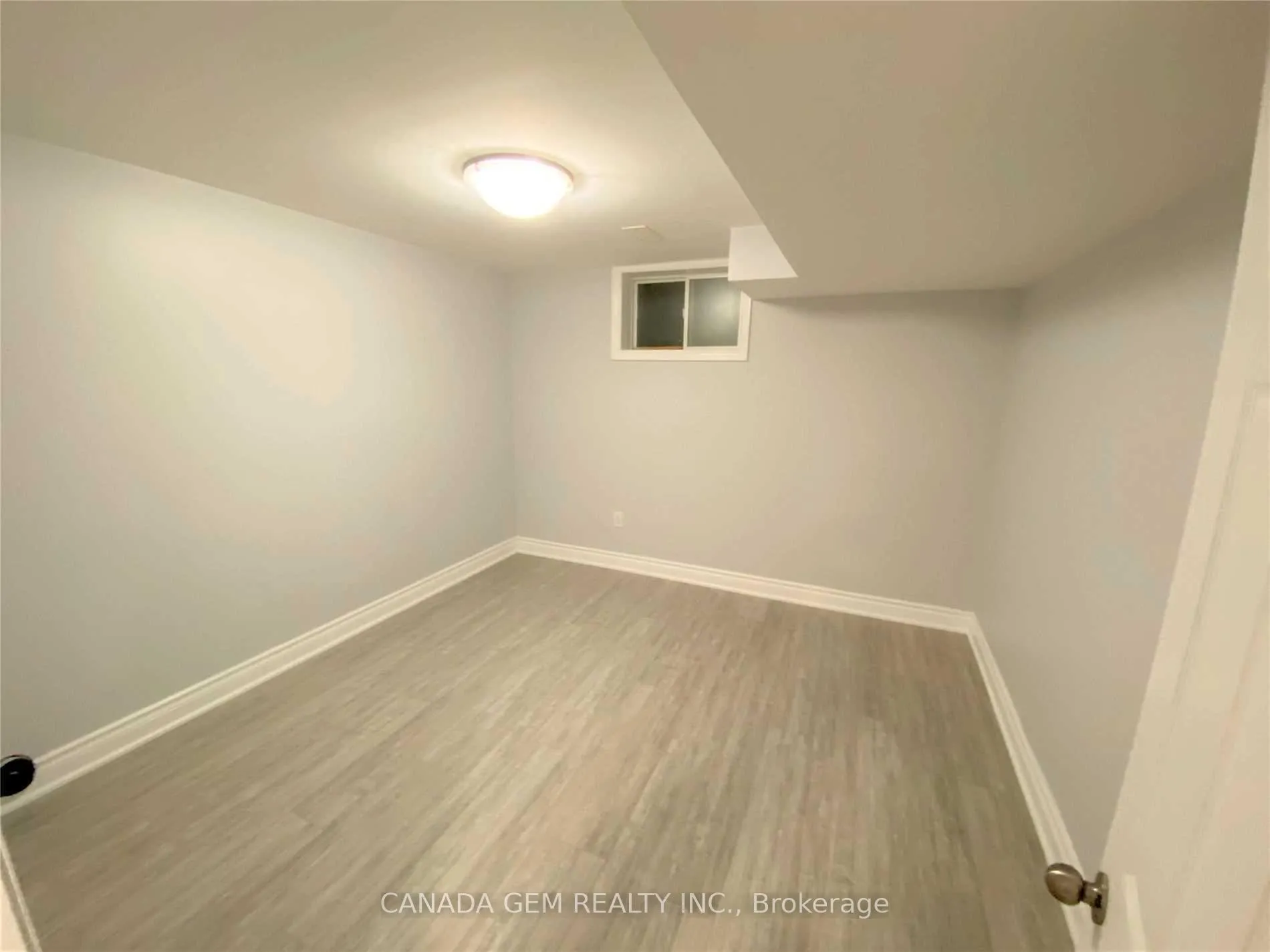 Photo 17 of 54 Clearmeadow Boulevard, Newmarket, Summerhill Estates — HOMEH