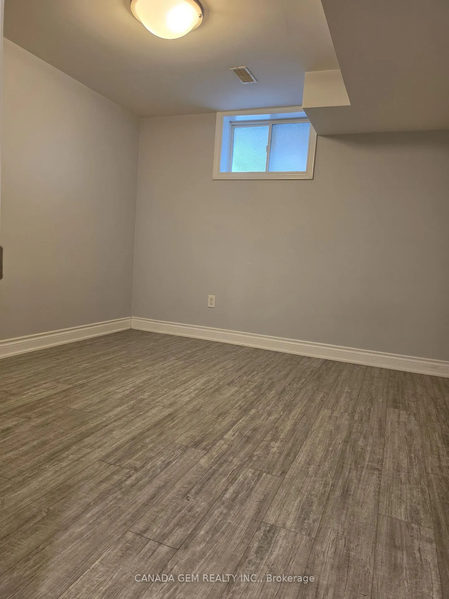 Photo 41 of 54 Clearmeadow Boulevard, Newmarket, Summerhill Estates — HOMEH