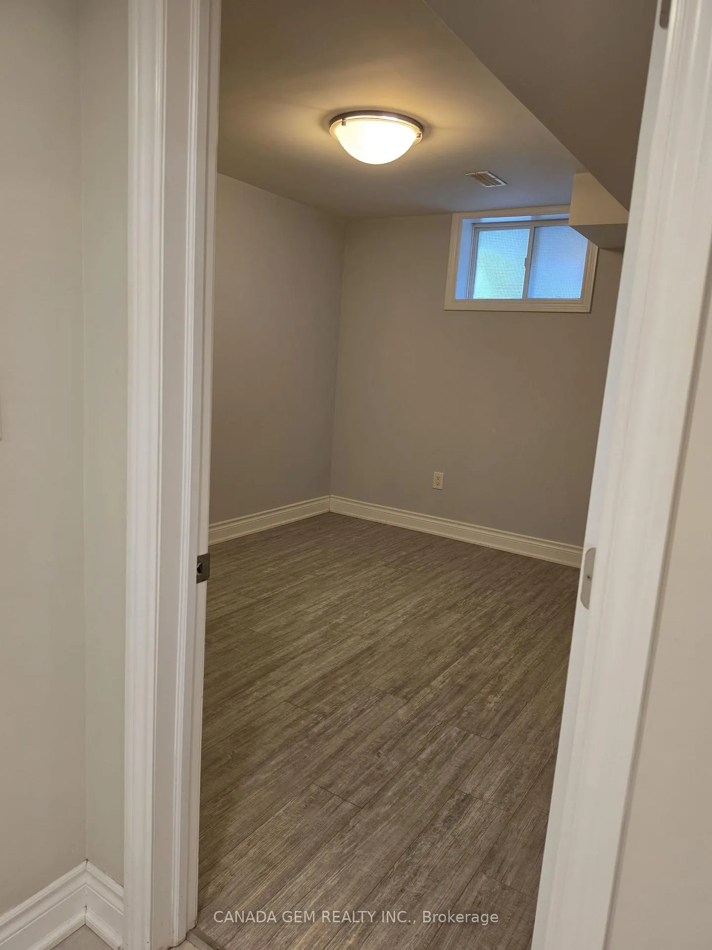 Photo 43 of 54 Clearmeadow Boulevard, Newmarket, Summerhill Estates — HOMEH