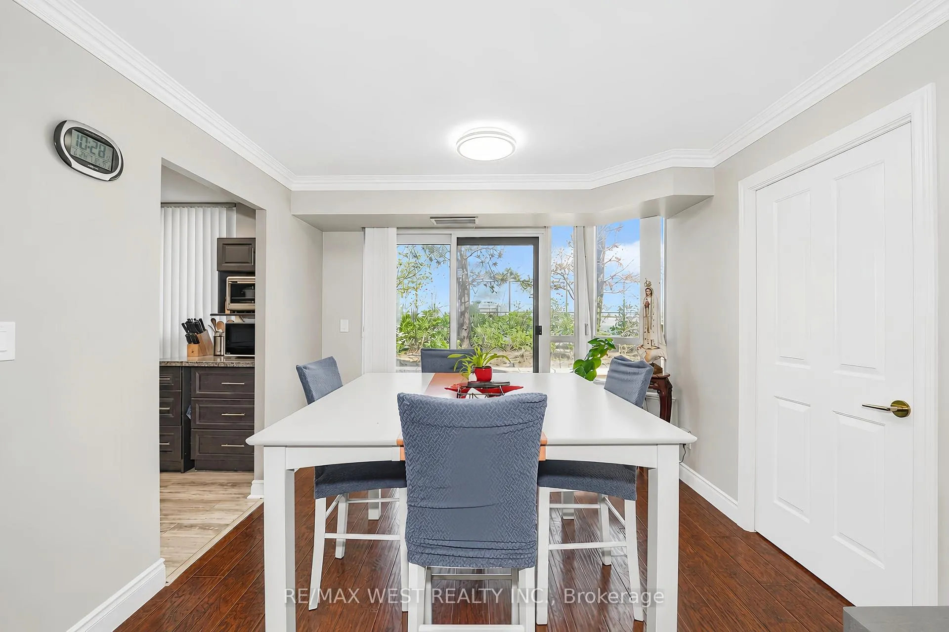 Photo 5 of Unit 326, 68 Corporate Drive, Scarborough, Woburn — HOMEH