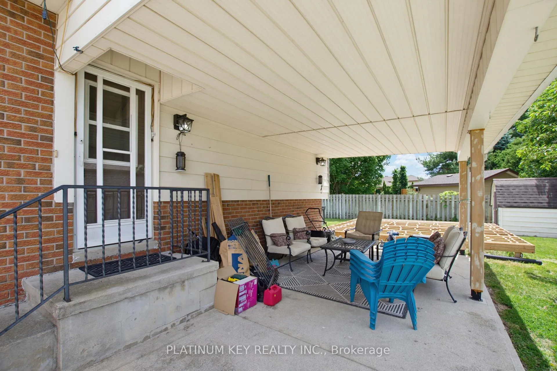 Photo 32 of 16 Sharpe Drive, Strathroy-Caradoc, SW — HOMEH