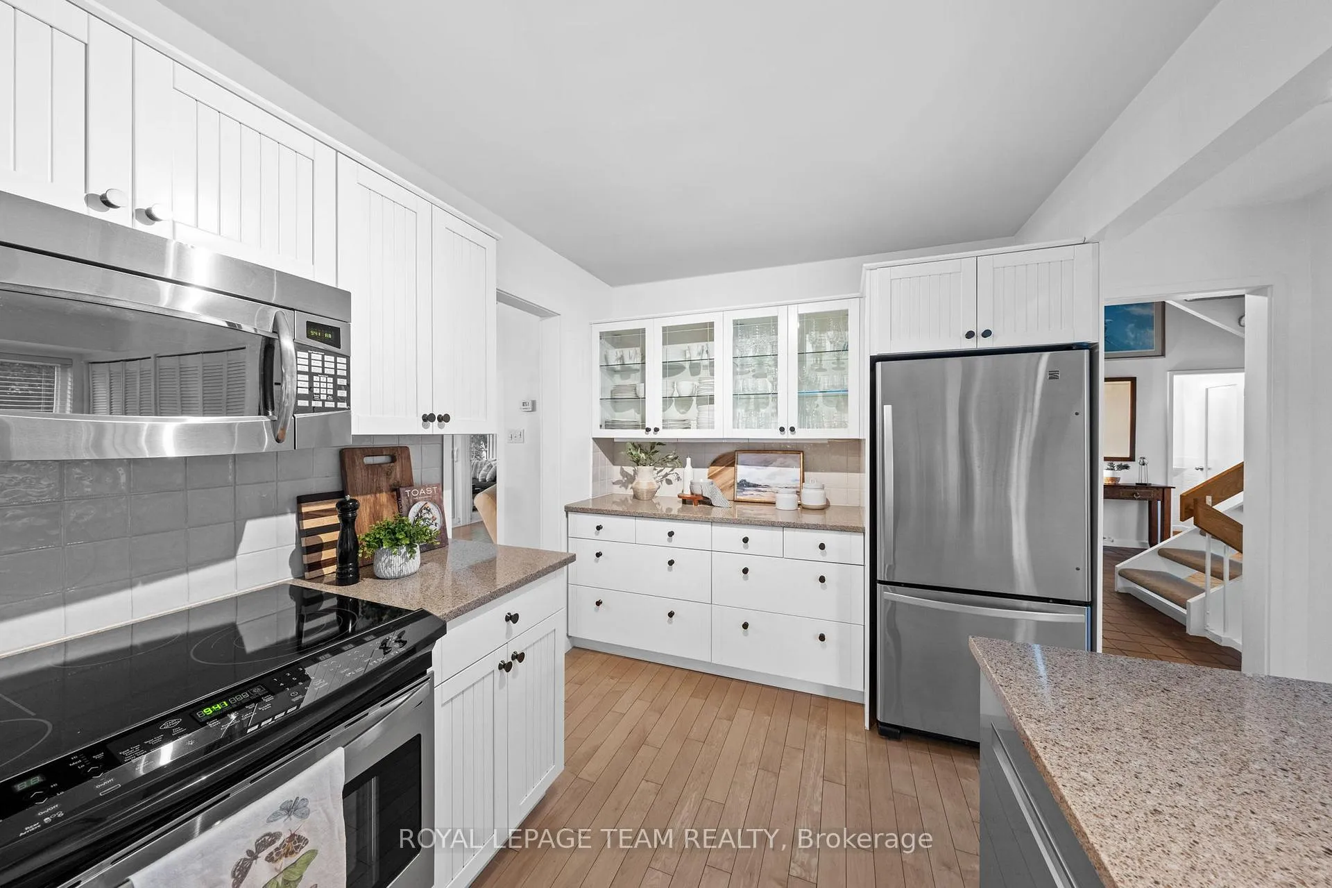 Photo 11 of 6478 Marina Drive, Ottawa, Manotick South to Roger Stevens — HOMEH