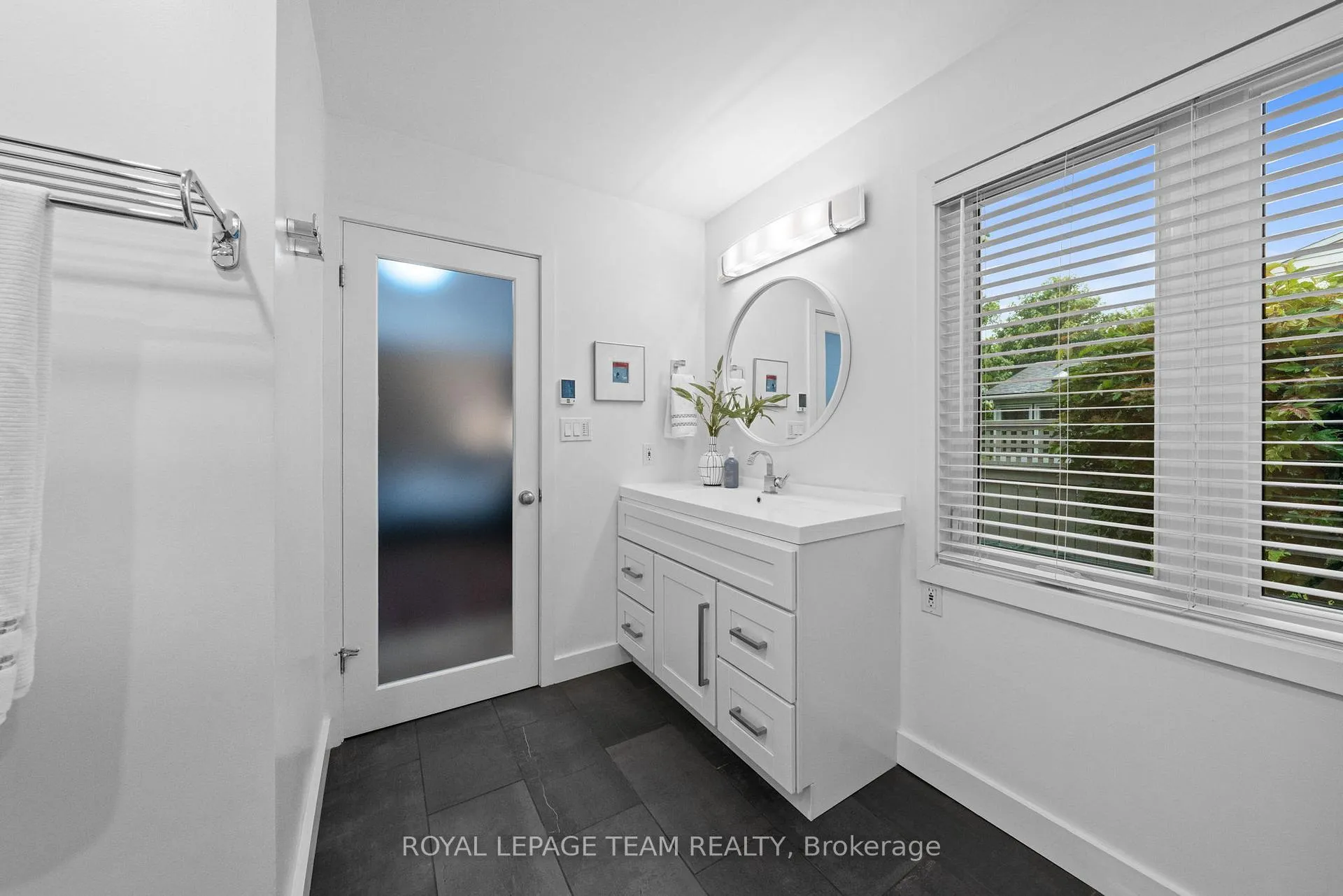 Photo 28 of 6478 Marina Drive, Ottawa, Manotick South to Roger Stevens — HOMEH
