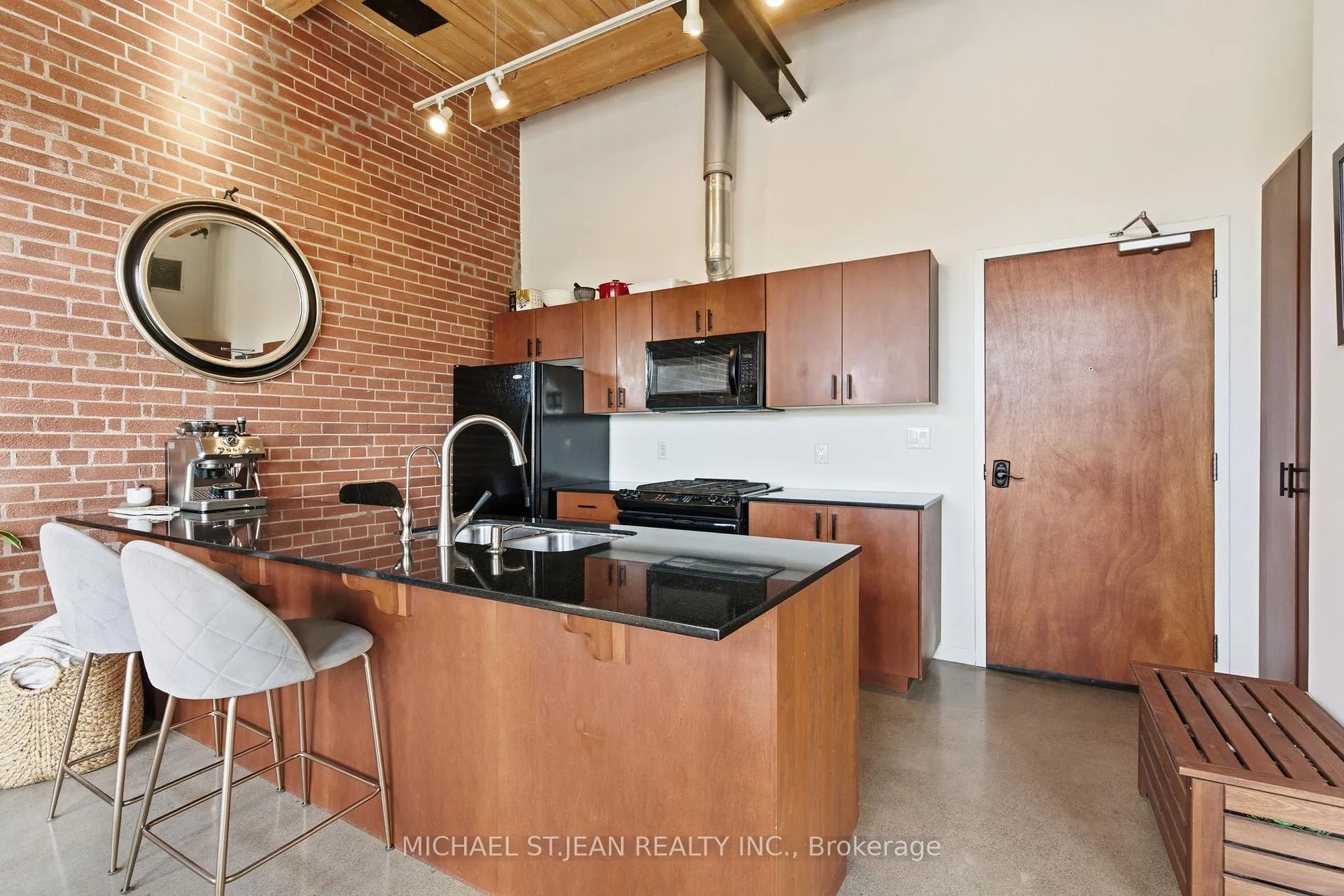Photo 10 of Unit 203, 85 Spruce Street N, Cambridge, East Galt — HOMEH